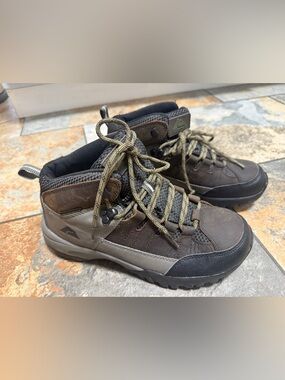 Men's Boots Ozark Trail Mid Top Waterproof Leather Hiker Hiking Brown Size 6